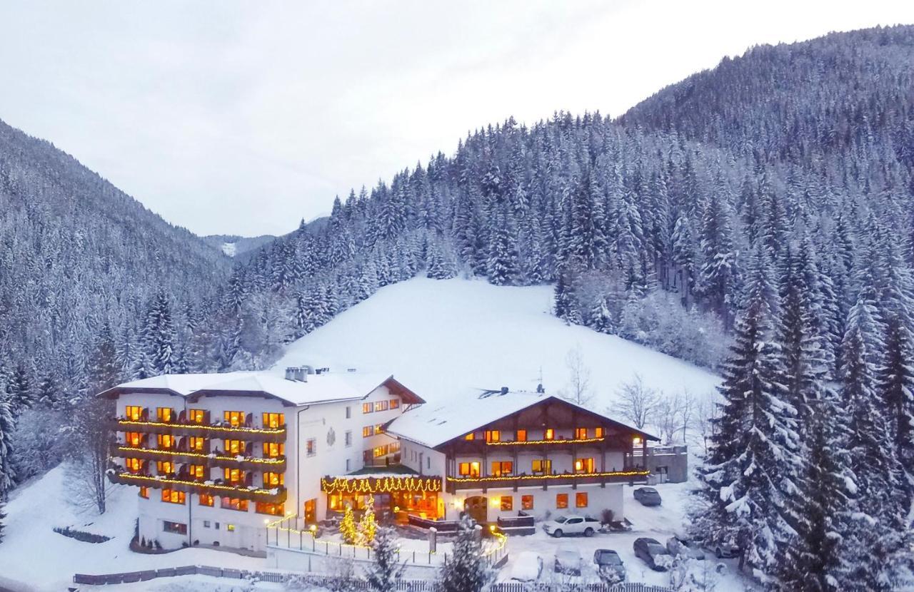 Ganischgerhof Mountain Resort & Spa Nova Ponente Exterior photo
